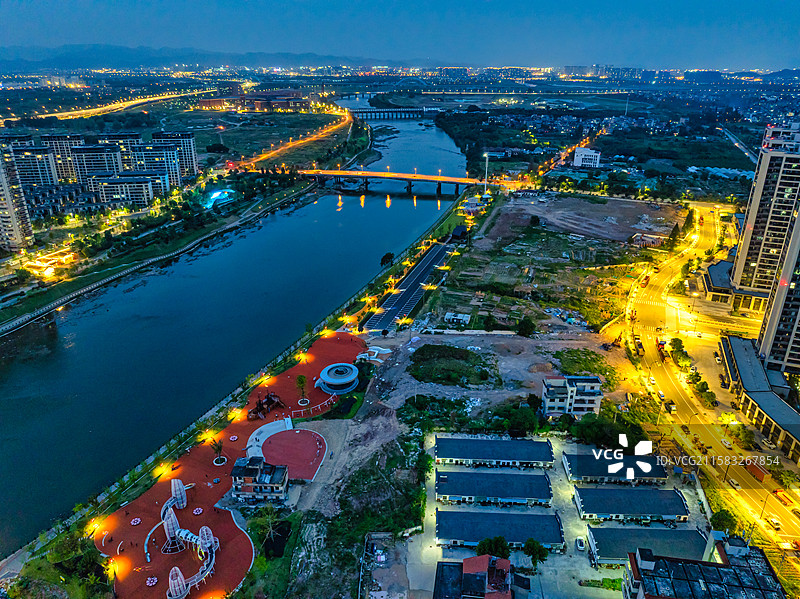 义乌佛堂美丽城防儿童公园老市基夜景航拍图片素材