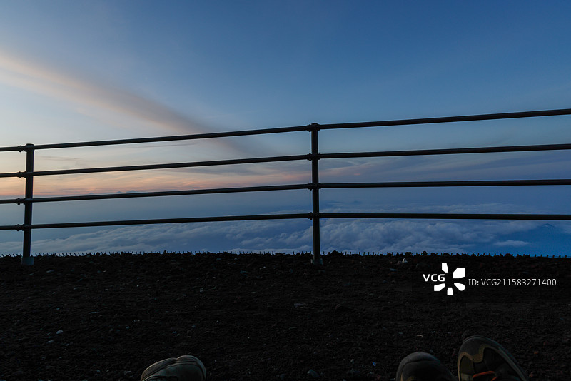 富士山远眺云海河口湖山中湖图片素材