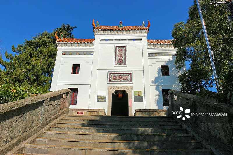 三国赤壁古战场，拜风台又名武侯宫，是赤壁之战诸葛亮借东风的古遗址，现址重建于明朝万历38年图片素材