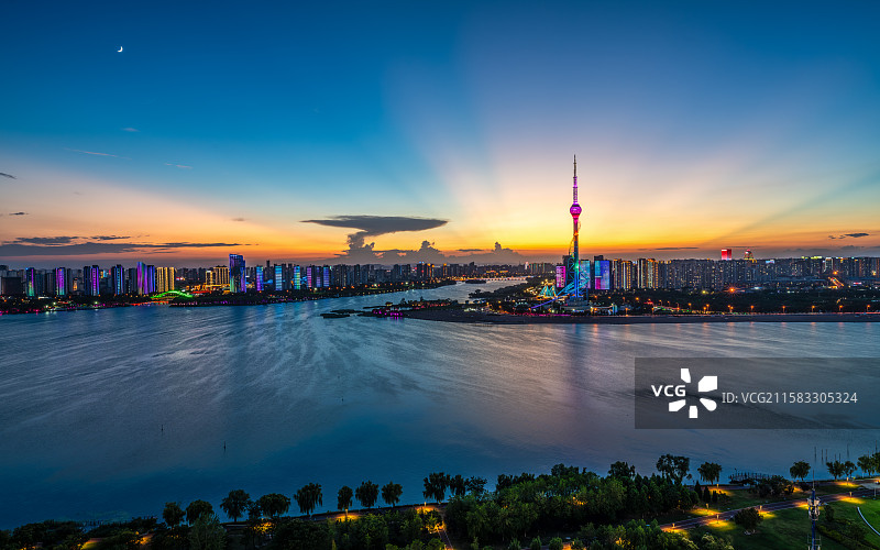 临沂沂河电视塔风光图片素材