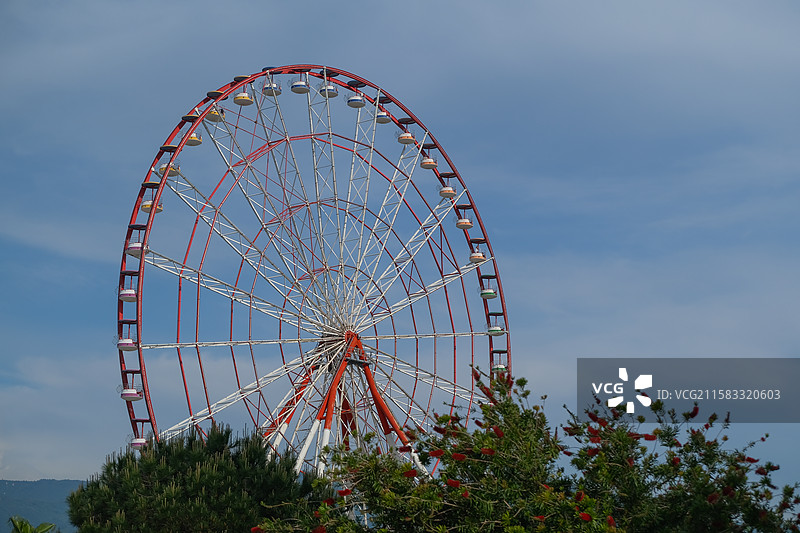 格鲁吉亚巴统黑海边摩天轮图片素材