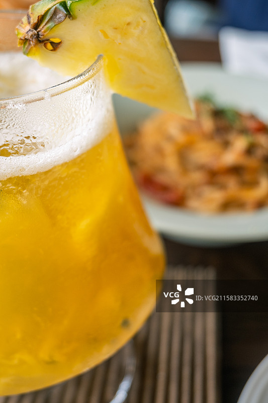 菠萝啤酒与美食图片素材