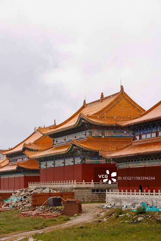 山西五台山中台顶演教寺美景图片素材