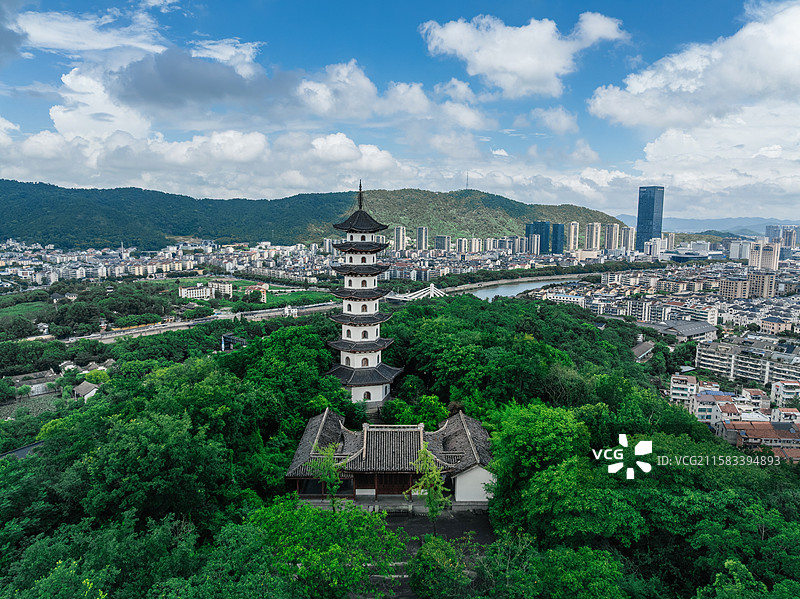 浙江省绍兴市诸暨市金鸡山金鸡塔风光（航拍）图片素材