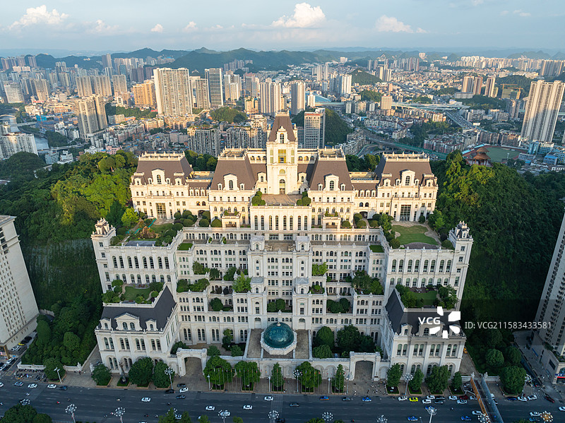 贵阳市花果园湿地公园白宫航拍图片素材