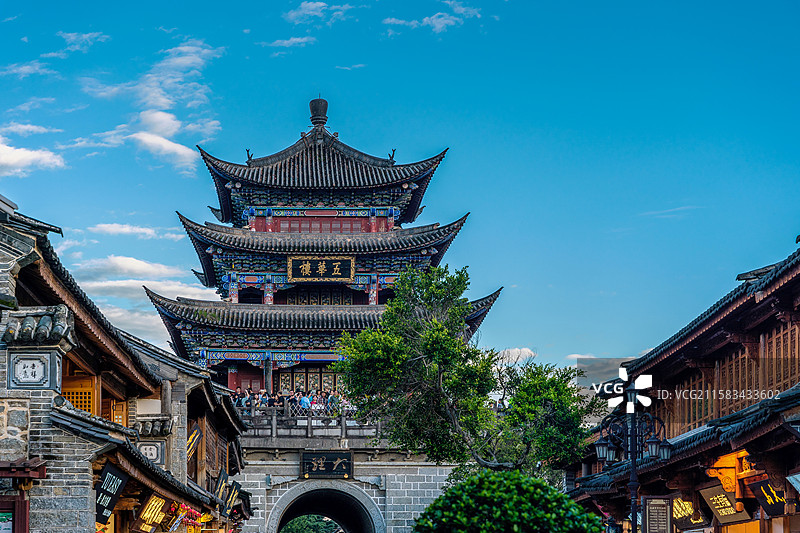 云南省大理古城五华楼图片素材
