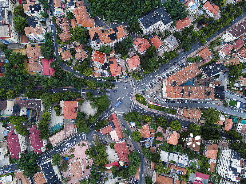 青岛老城区路口航拍图片素材