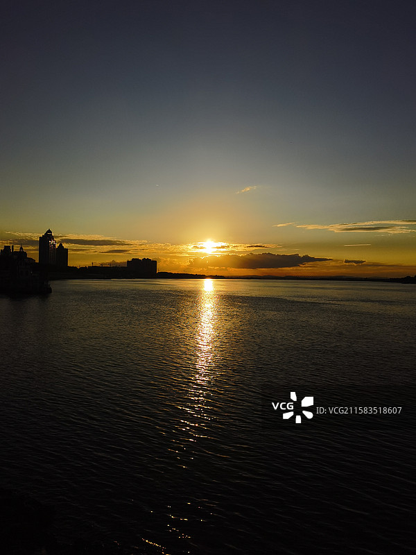 佳木斯市沿江公园日落图片素材