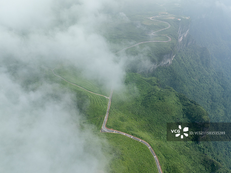 湖南湘西龙山县八面山航拍风景图片素材