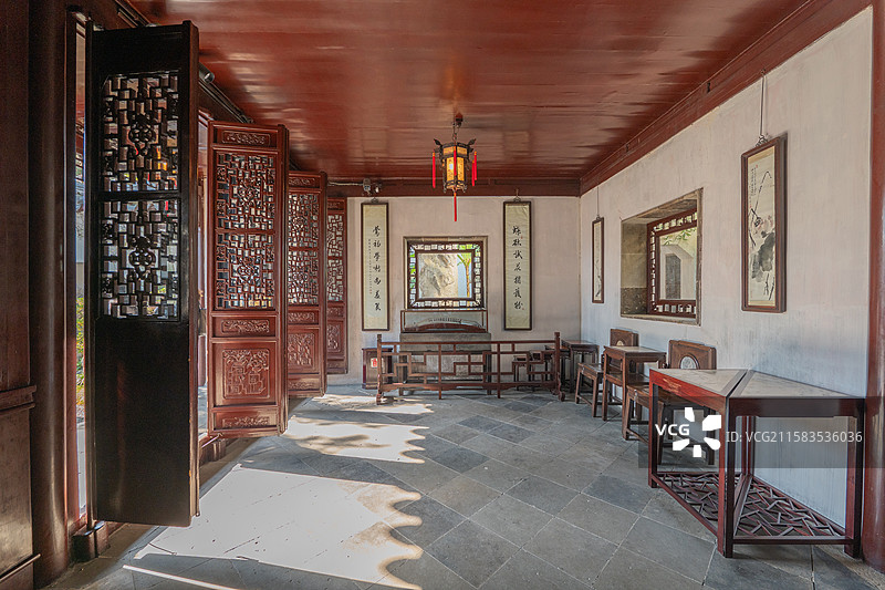 苏州园林-留园-中式古典室内场景图片素材
