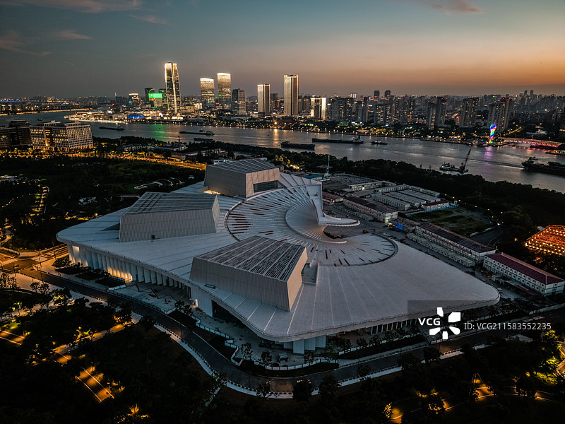 航拍世博地区后滩世博文化公园城市天际线图片素材