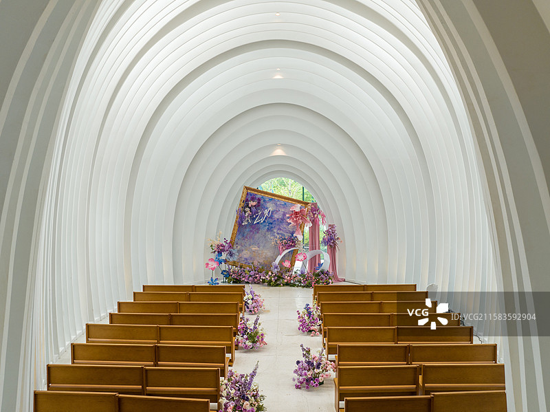 青岛西海岸新区藏马山月空教堂图片素材