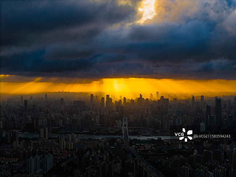 航拍上海浦东图书馆锦绣文化公园城市天际线图片素材