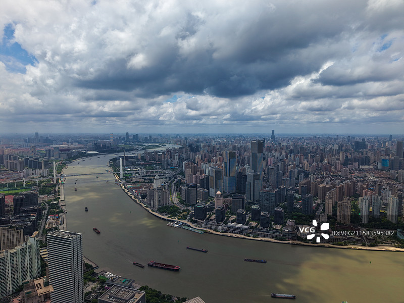 航拍上海南浦大桥黄浦区南码头图片素材