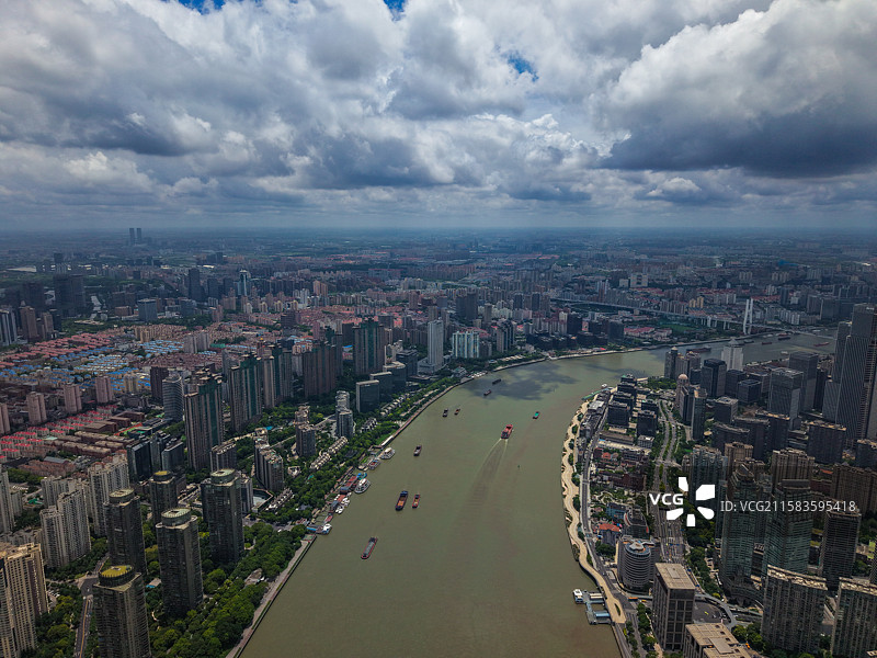 航拍上海南浦大桥黄浦区南码头图片素材