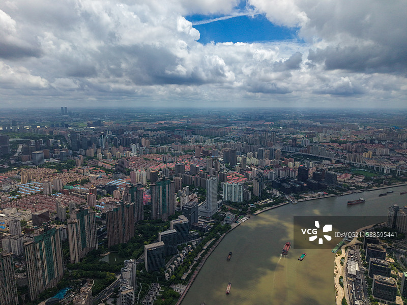 航拍上海南浦大桥黄浦区南码头图片素材