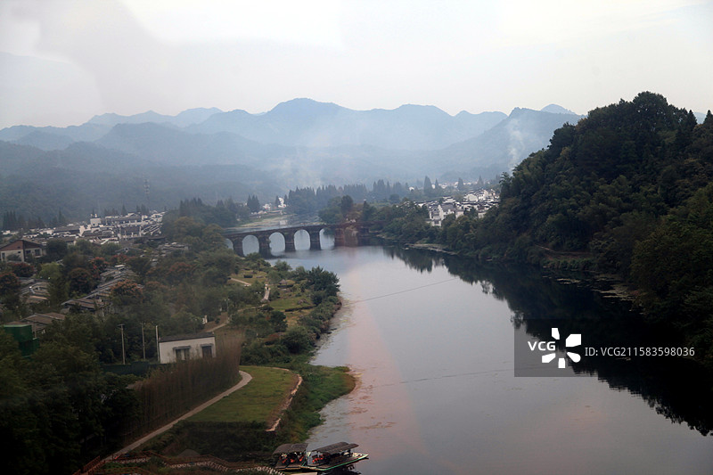 安徽黄山休宁齐云山登封桥图片素材