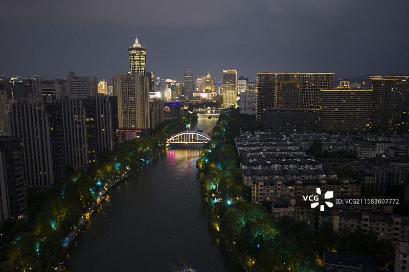 杭州武林门大运河西湖文化中心夜景图片素材