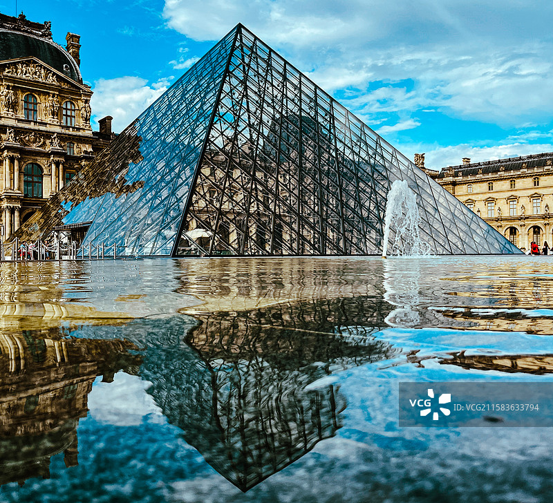 法国卢浮宫图片素材