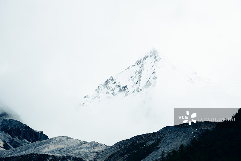 稻城亚丁景区风光图片素材