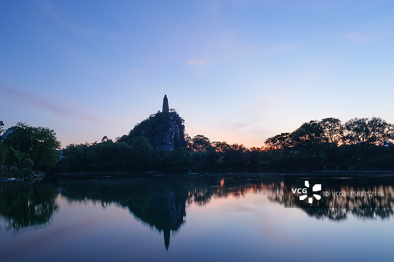 桂林塔山晚霞图片素材