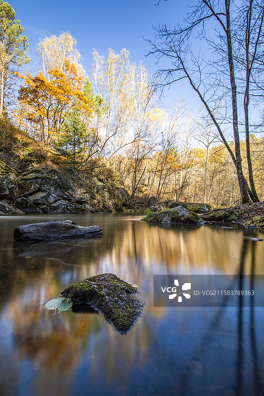 黑龙江伊春茅兰沟秋色图片素材
