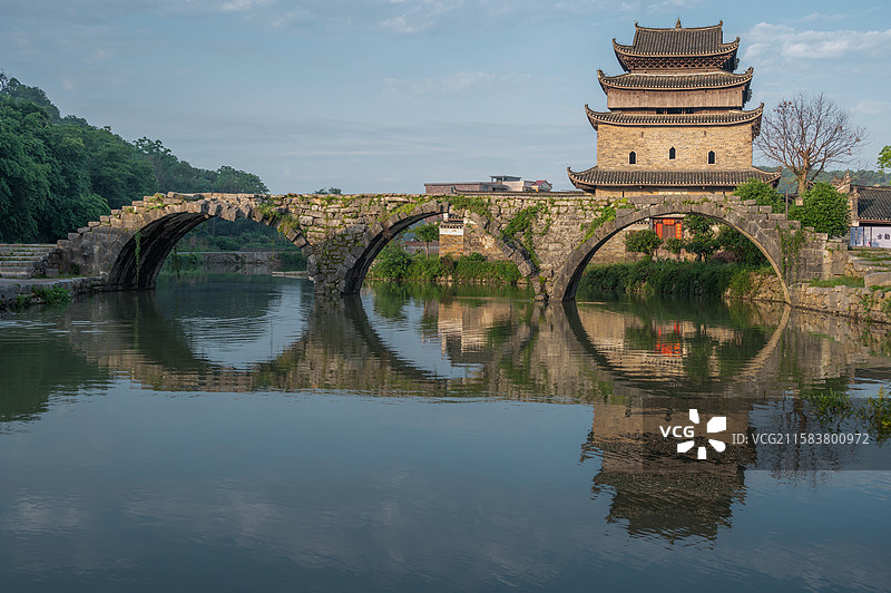 江永县 上甘棠 古村落 步瀛石拱桥  千年古桥图片素材