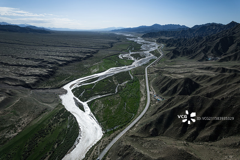 青海海西巴音河柴达木盆地地貌纹理自然景观图片素材
