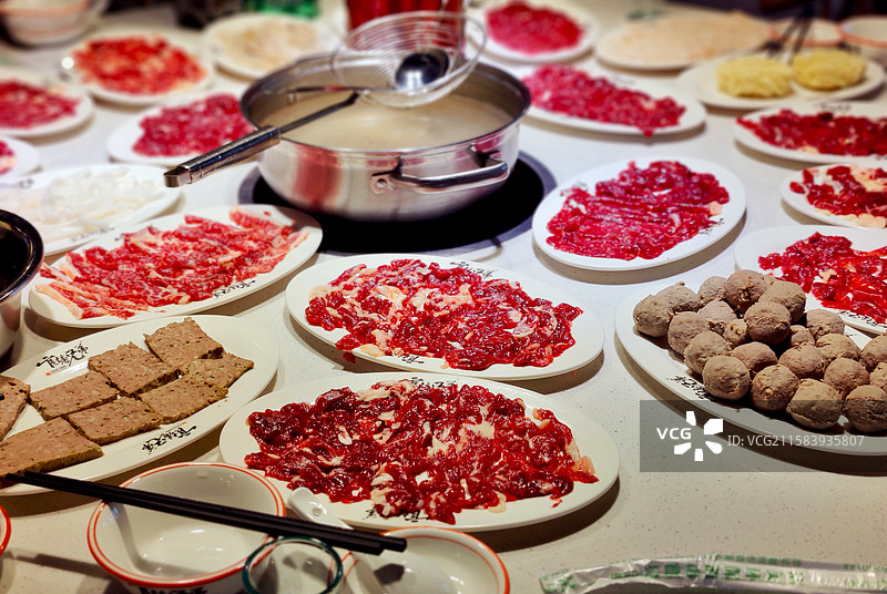 潮州官塘镇的牛肉火锅，新鲜就是美味图片素材