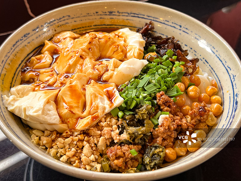 豆花米线 云南特色美食图片素材