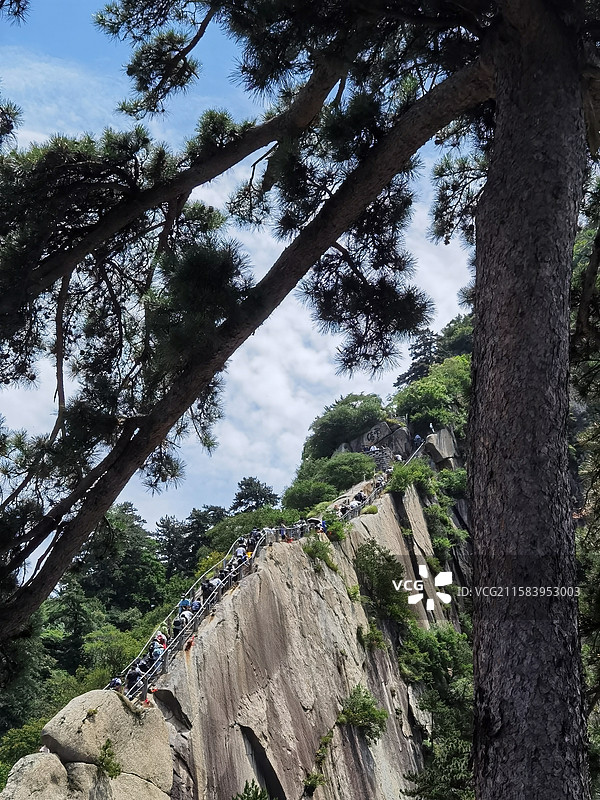 华山苍龙岭图片素材