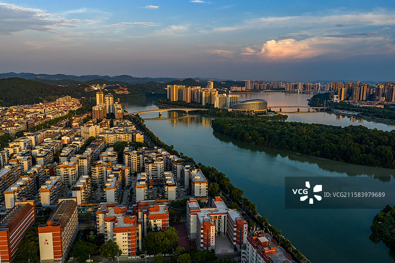 四川省绵阳市城市航拍风景图片图片素材