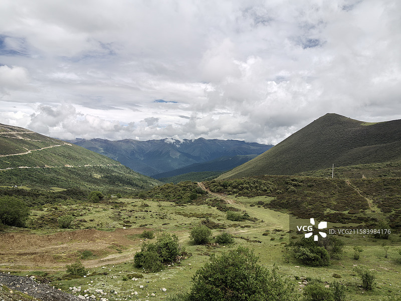 川藏线骑行第十八天（林芝巴宜 鲁朗林海）图片素材