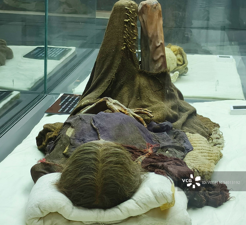 新疆巴音郭楞蒙古自治州博物馆藏扎滚鲁克女性干尸图片素材