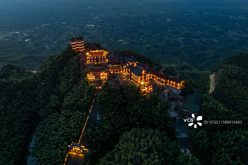宜宾蜀南竹海龙吟寺夜景图片素材