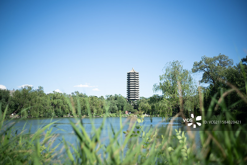 北大博雅塔图片素材