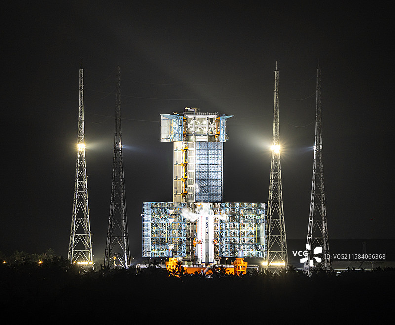 天舟九号飞船发射前舱门打开图片素材