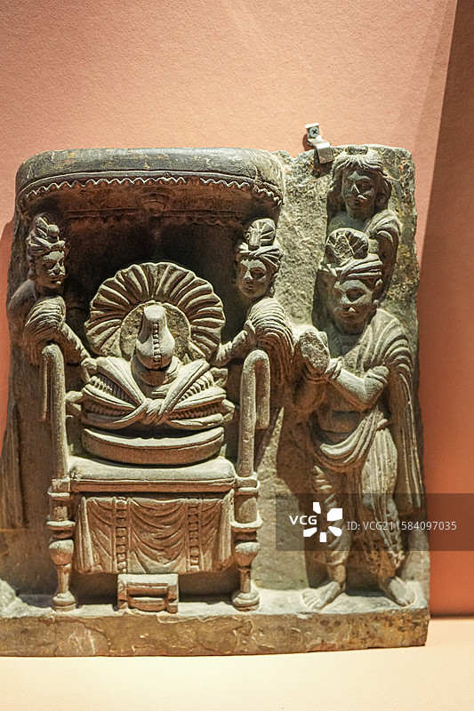 公元2-3世纪 礼拜悉达多的头巾 白沙瓦博物馆图片素材