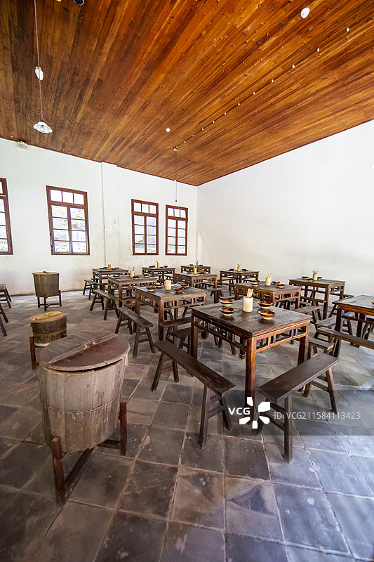 湖北省武汉革命博物馆毛泽东同志主办的中央农民运动讲习所旧址（武昌农讲所旧址纪念馆）：膳堂图片素材
