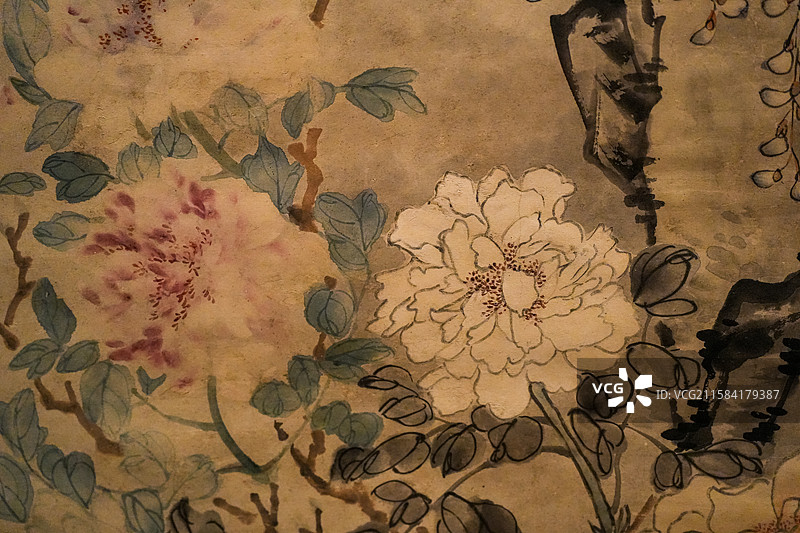 清 李鱓 朱藤牡丹图轴 上海博物馆图片素材