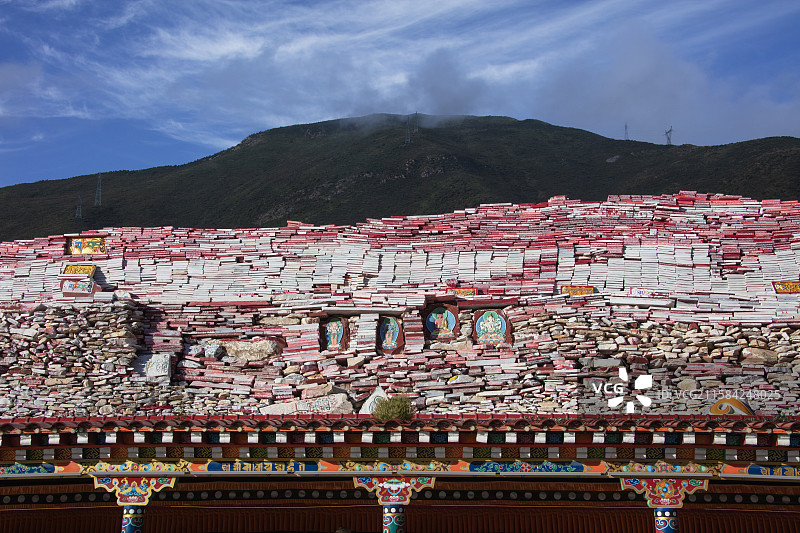 玉树新寨嘉那玛尼石经城图片素材