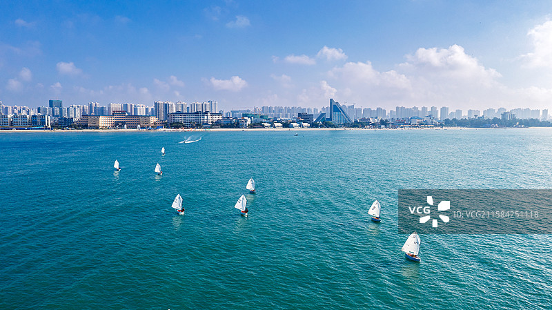 广西北海侨港一带一路帆船赛图片素材