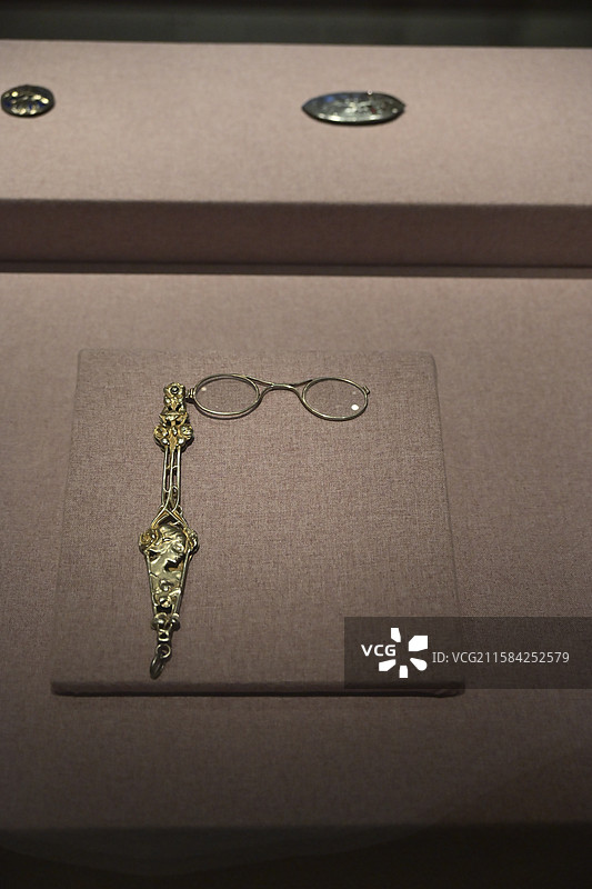 长柄眼镜图片素材