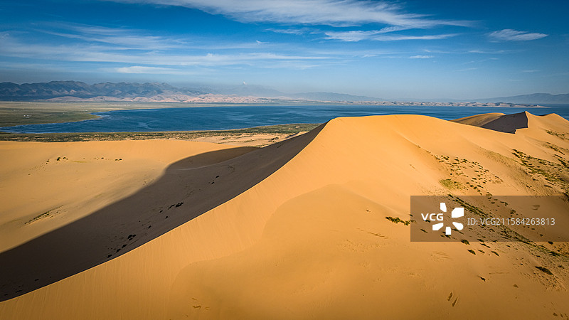 青海湖金沙湾和沙岛图片素材
