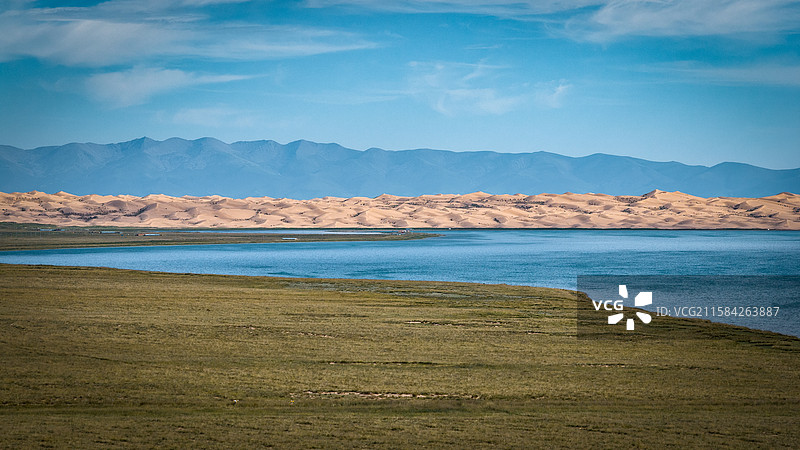 青海湖金沙湾和沙岛图片素材