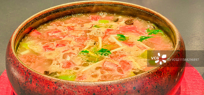 河南美食焦炸丸子汤图片素材