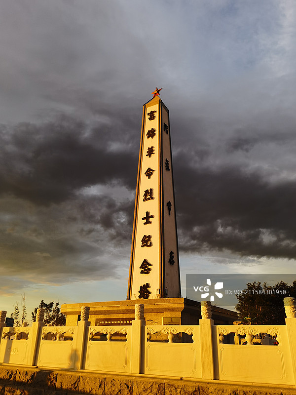 富锦革命烈士纪念塔图片素材