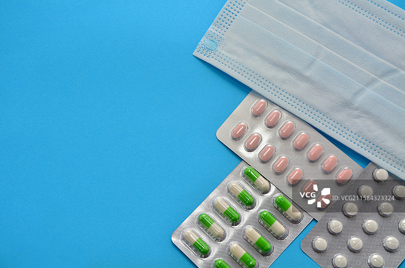 防疫口罩和清瘟药物（基孔肯雅热、登革热）图片素材