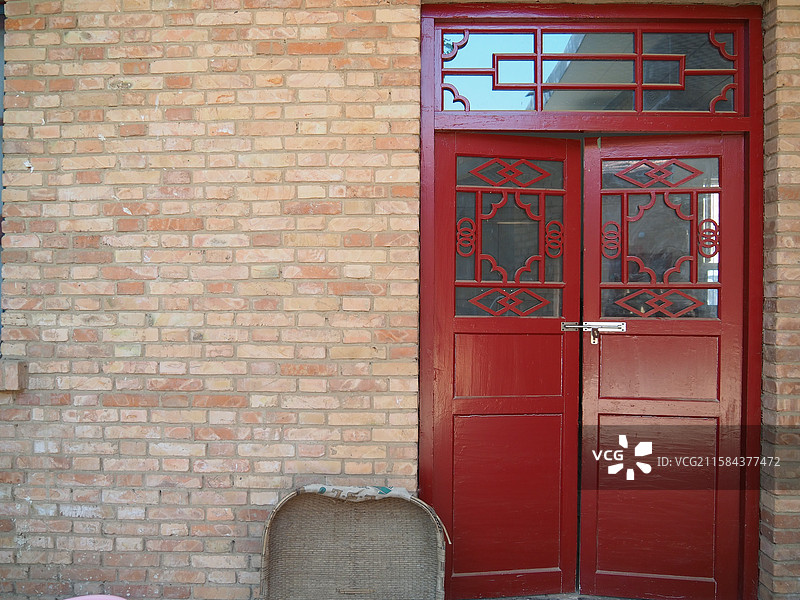 砖墙木门图片素材