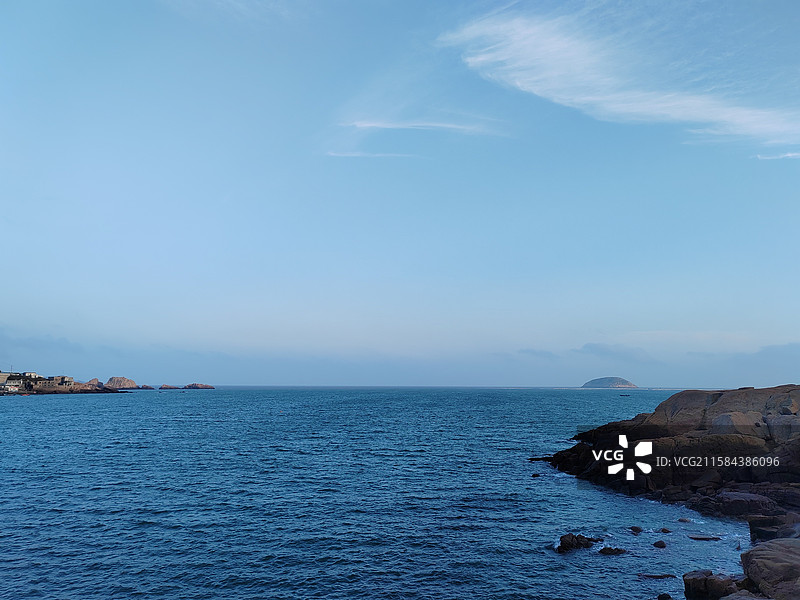 舟山枸杞岛蓝色大海图片素材
